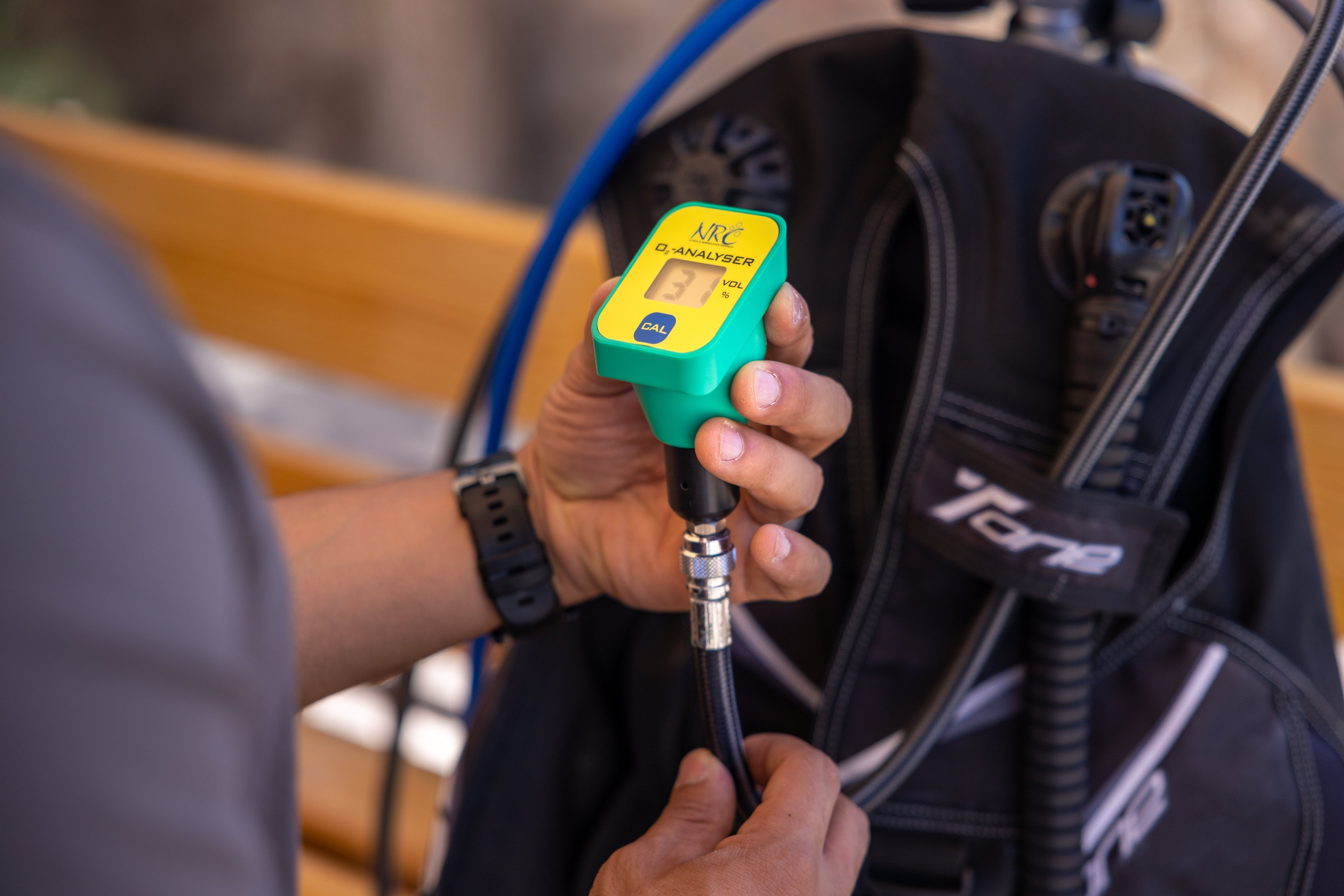 oxygen analyzer and how important it is to diving gas safety